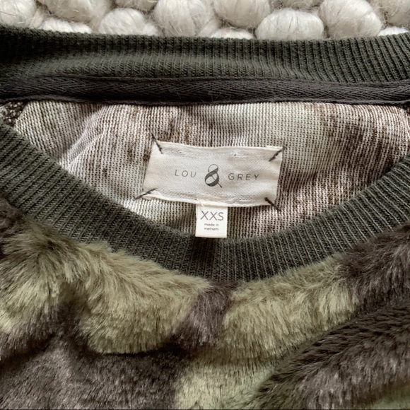 Like New! Lou & Grey Camo Sweater - Picture 5 of 5
